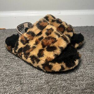 UGG Kids Slippers Size 2 Panther Printed Fur Animal Slide